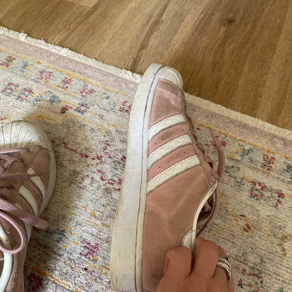 Limited Edition Pink Superstar Adidas - Picture 2 of 7